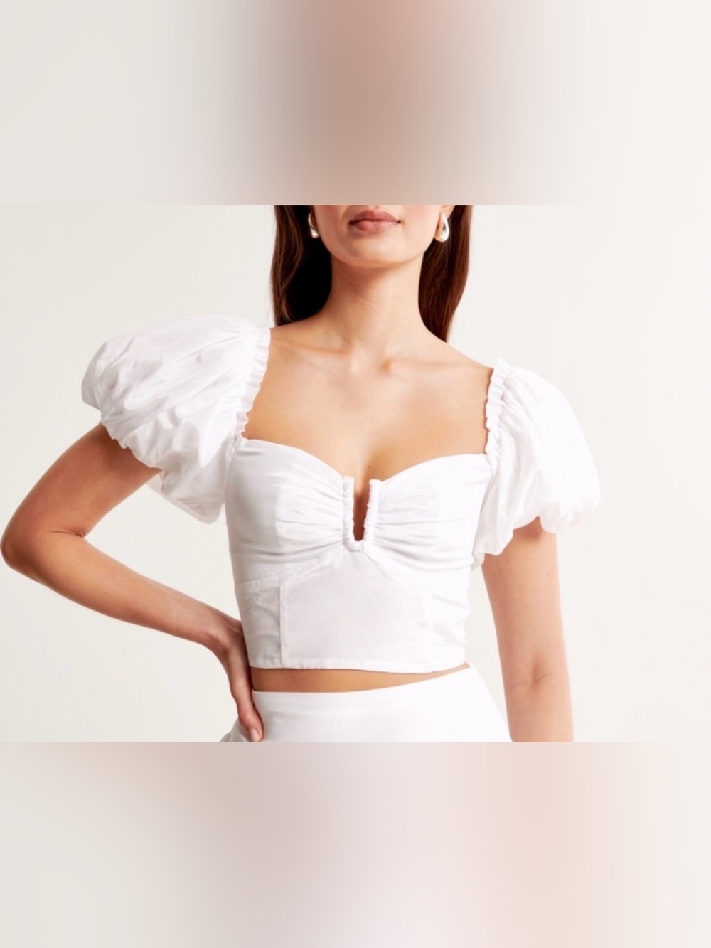 Abercrombie & Fitch White Drama Puff-Sleeve Sweetheart Crop Top M